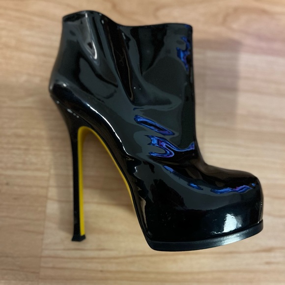 Yves Saint Laurent Tribute II, Patent Leather Ankle Boots, 4 inch stiletto heel - Picture 5 of 16